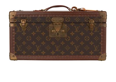 Vanity Trunk, front view